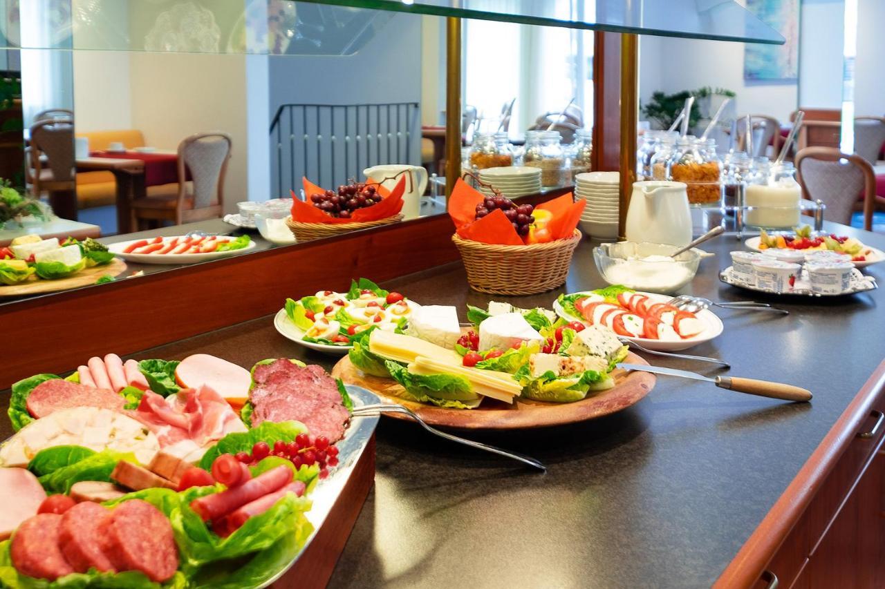 Hotel Am Steinberg ฮิลเดสไฮม์ ภายนอก รูปภาพ