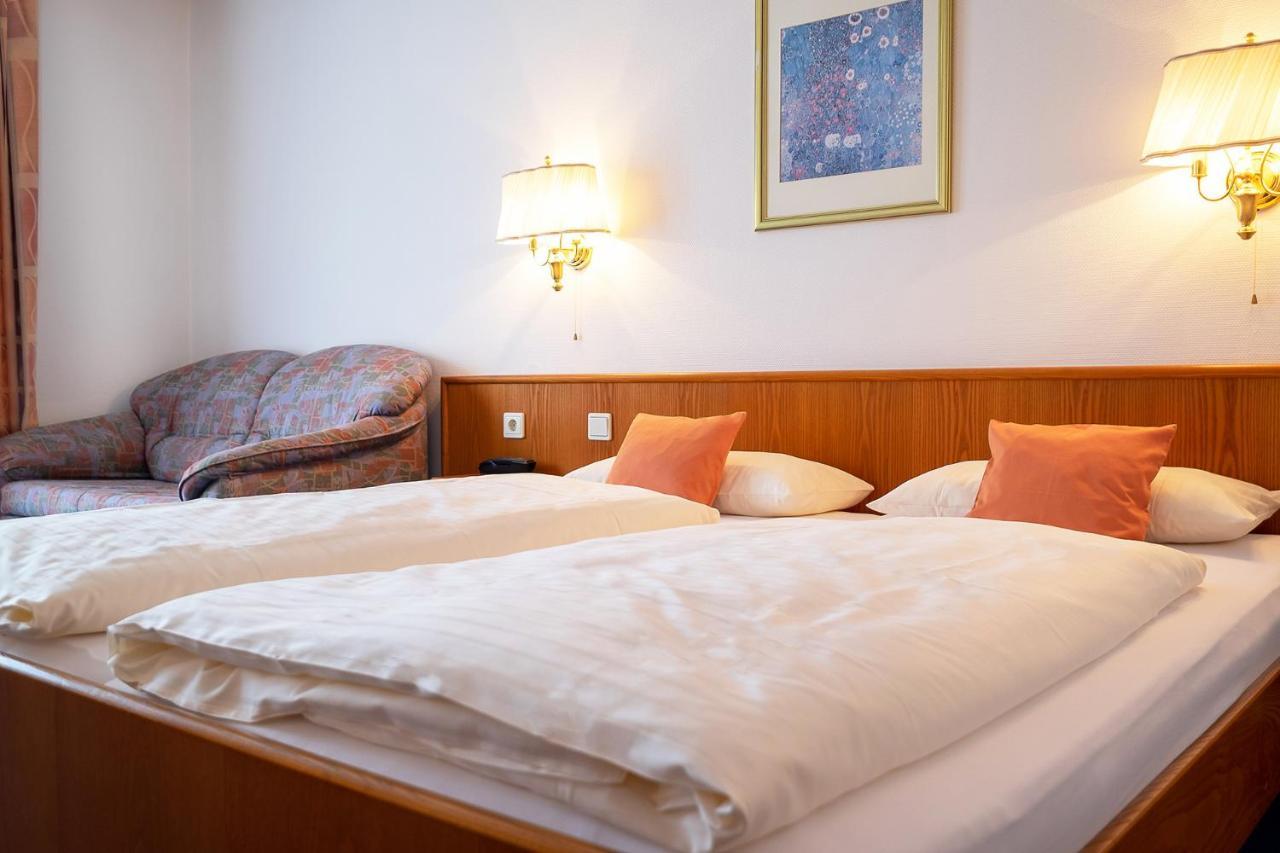 Hotel Am Steinberg ฮิลเดสไฮม์ ภายนอก รูปภาพ