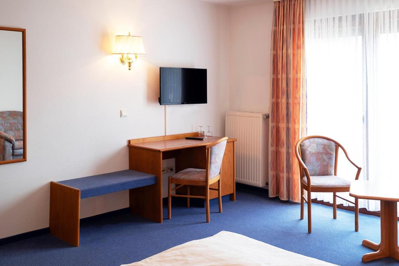 Hotel Am Steinberg ฮิลเดสไฮม์ ภายนอก รูปภาพ