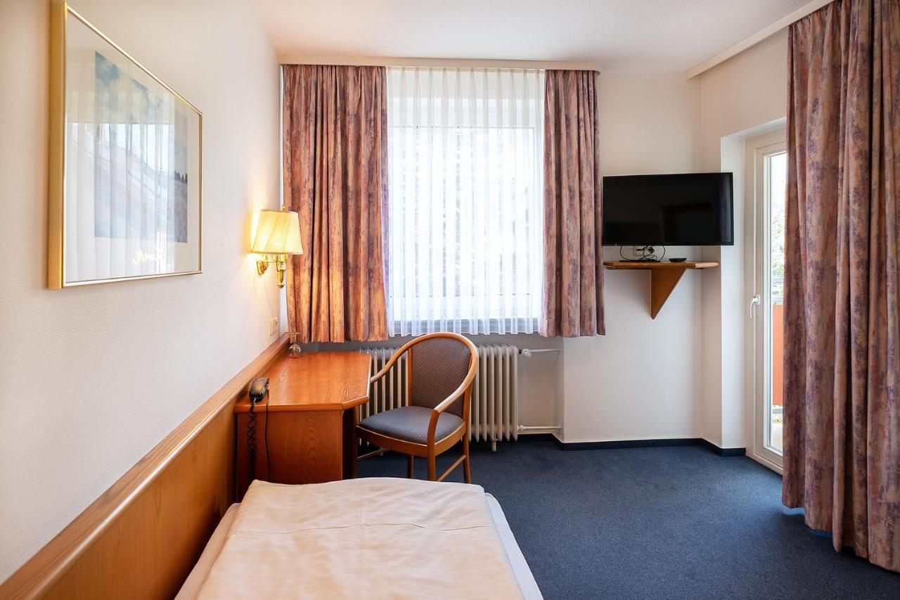 Hotel Am Steinberg ฮิลเดสไฮม์ ภายนอก รูปภาพ