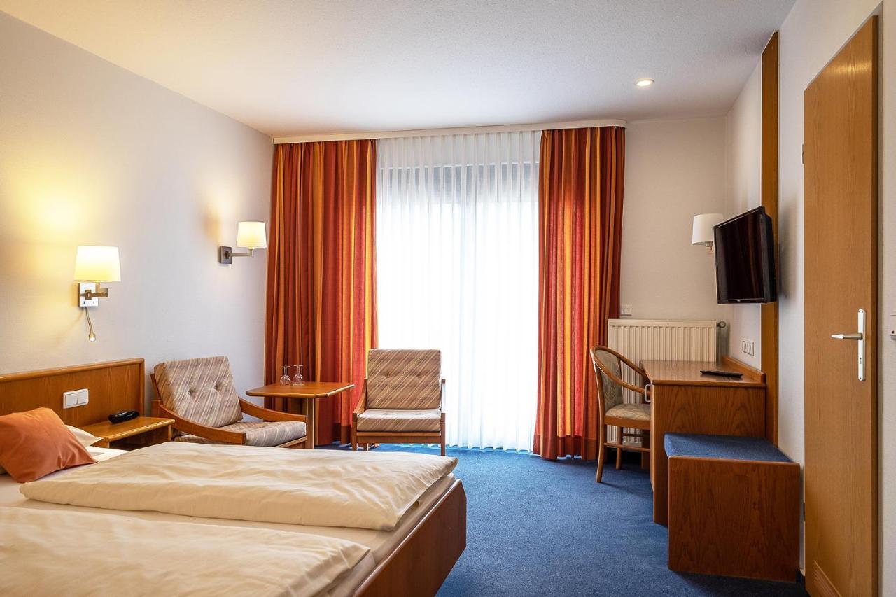 Hotel Am Steinberg ฮิลเดสไฮม์ ภายนอก รูปภาพ