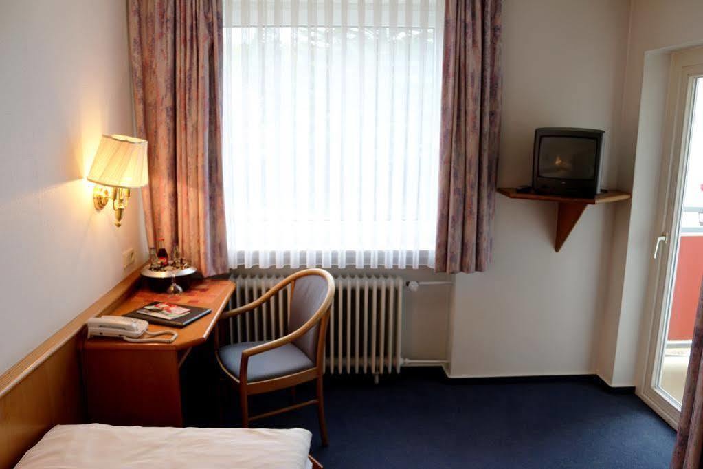 Hotel Am Steinberg ฮิลเดสไฮม์ ภายนอก รูปภาพ